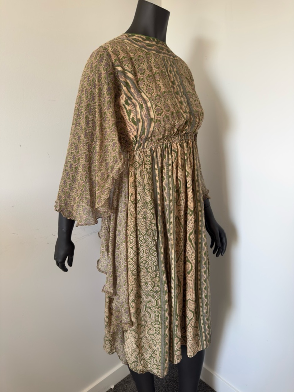307. Ritu Kumar Paisley Midi Dress in Earthy Olive and Tan - Picture 8 of 8